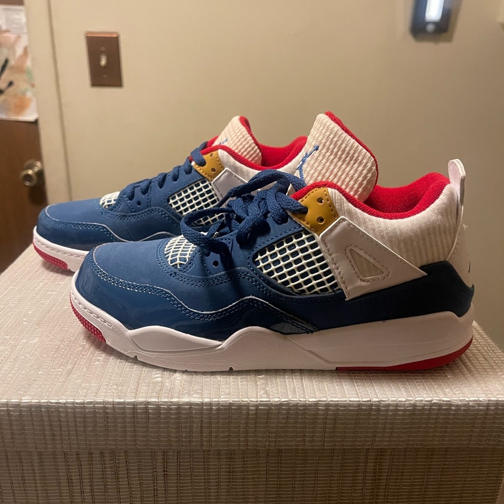 Jordan 4 Retro